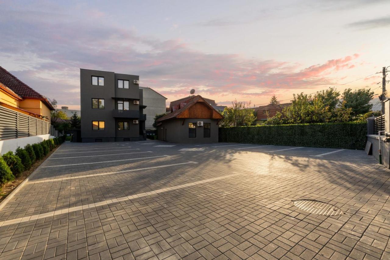 Fit Residence Κλουζ-Ναπόκα Εξωτερικό φωτογραφία